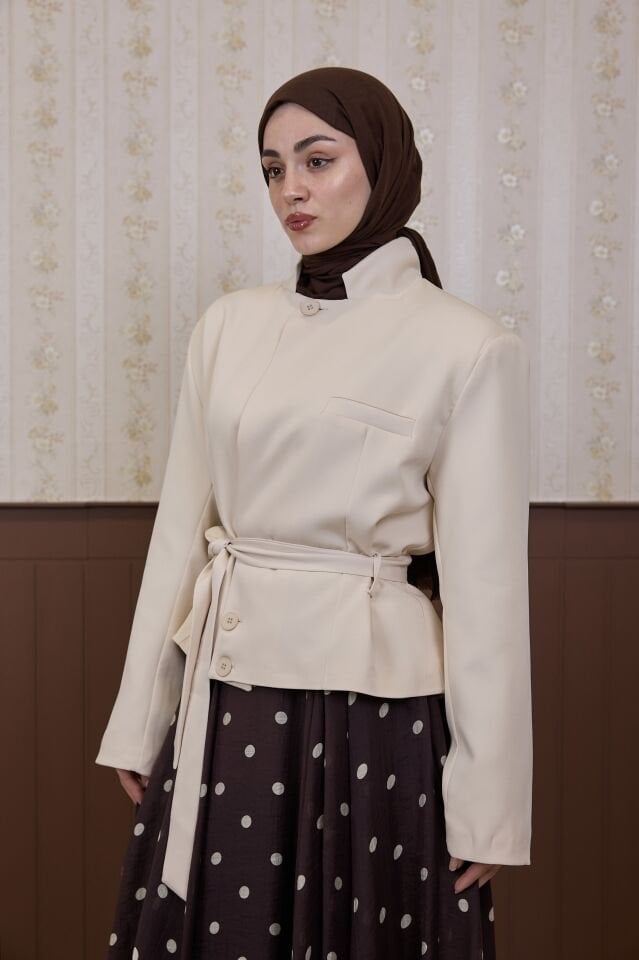 Krem Kuşak Detaylı Weber Ceket