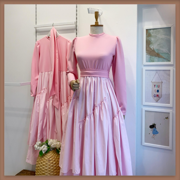 Şeker Pembe Kat Kat Etekli Turna Elbise