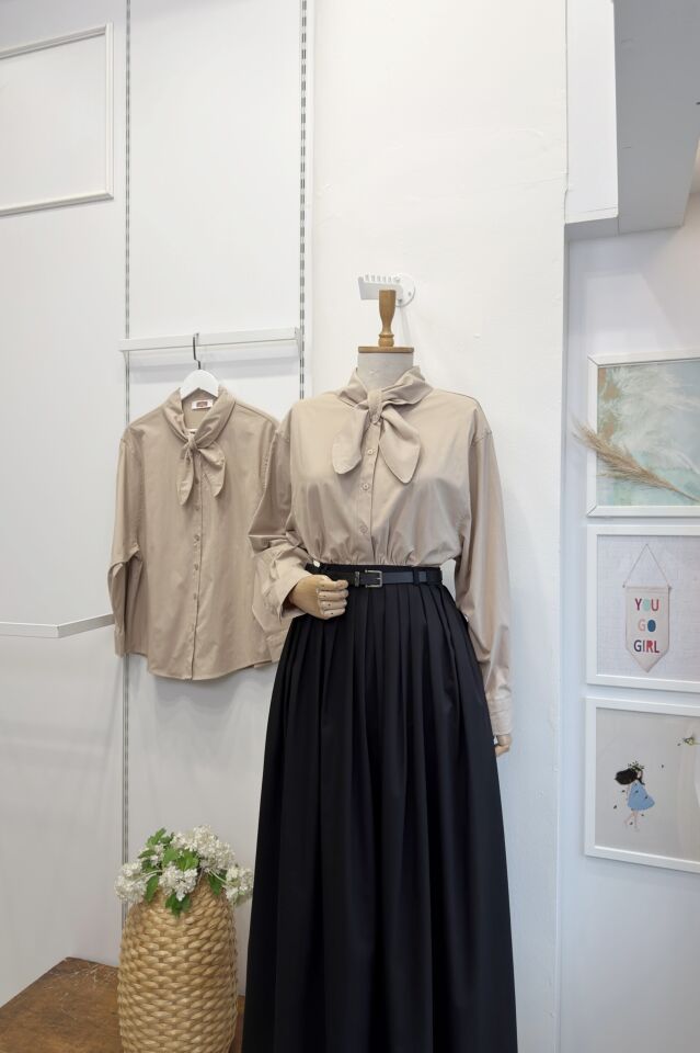 Vizon Fular Detaylı Poplin Gömlek