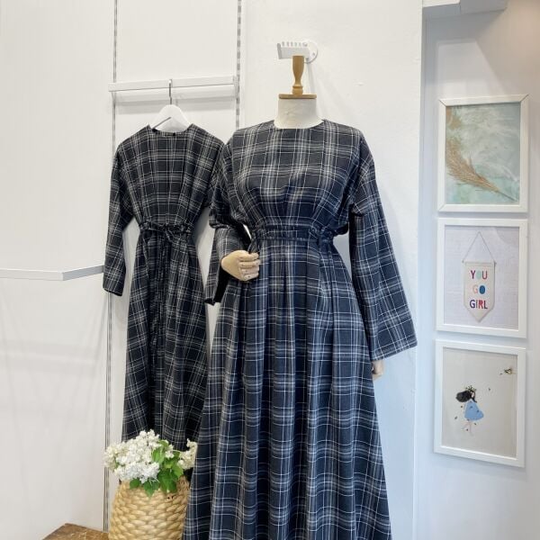 Antrasit Ekose Desenli Alize Elbise