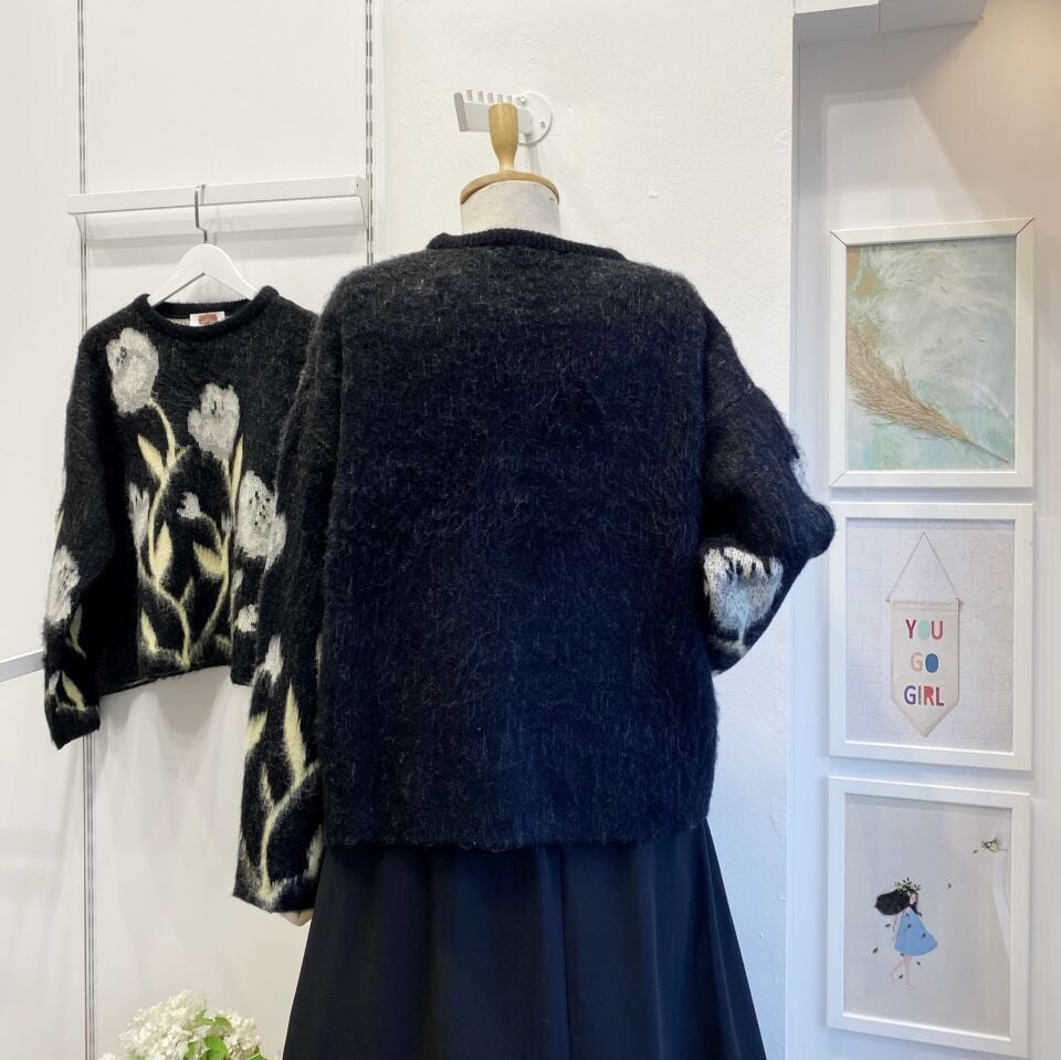 Siyah Lale Desenli Pollen Kazak