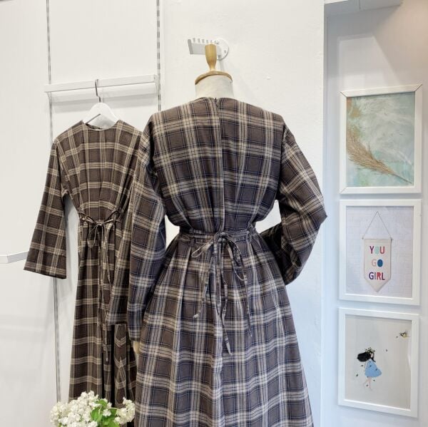 Kahverengi Ekose Desenli Alize Elbise