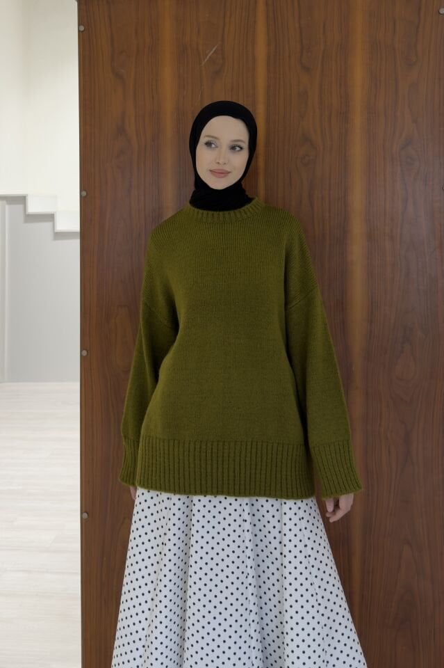 Zeytin Yeşili Oversize Kazak