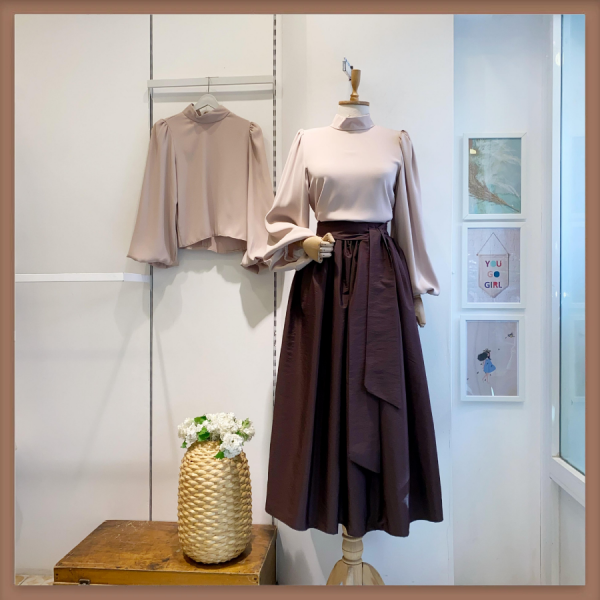 Kuşak Detaylı Sık Piliseli Paraşüt Kumaş kahverengi Etek