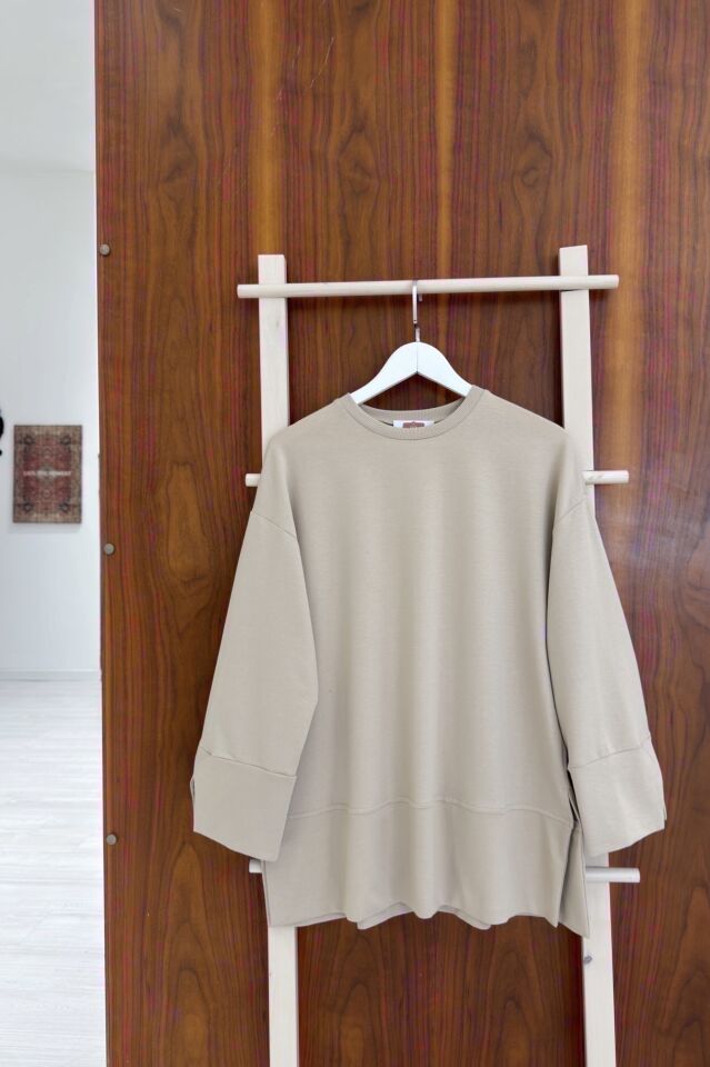 Krem Basic Model Sweat