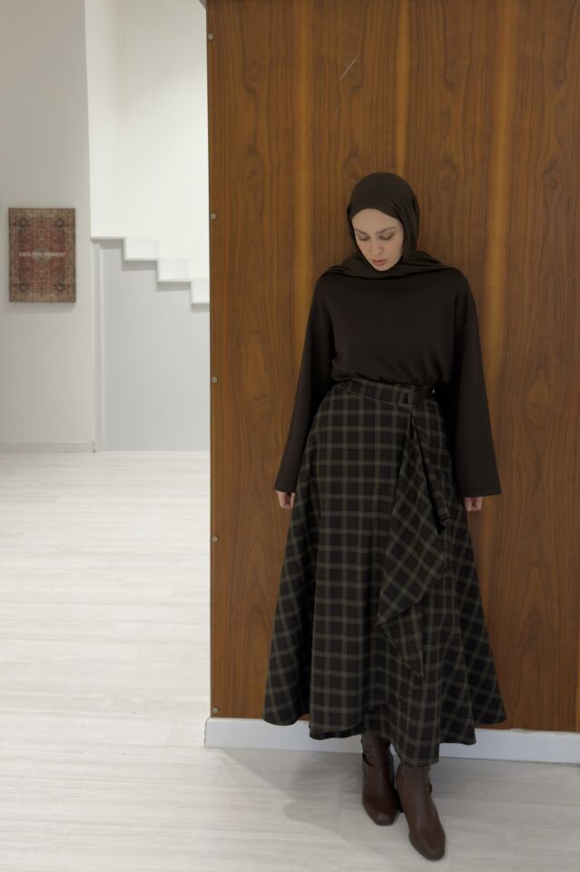 Kahverengi Yeşil Ekoseli Anvelop Heather Etek