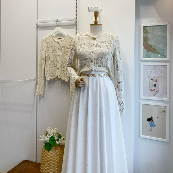 Krem Gold Düğmeli Romance Hırka