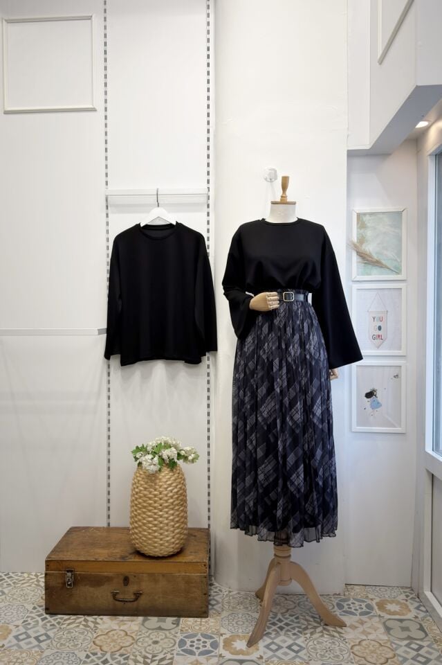 Siyah Ekose Desenli Maria Tül Etek