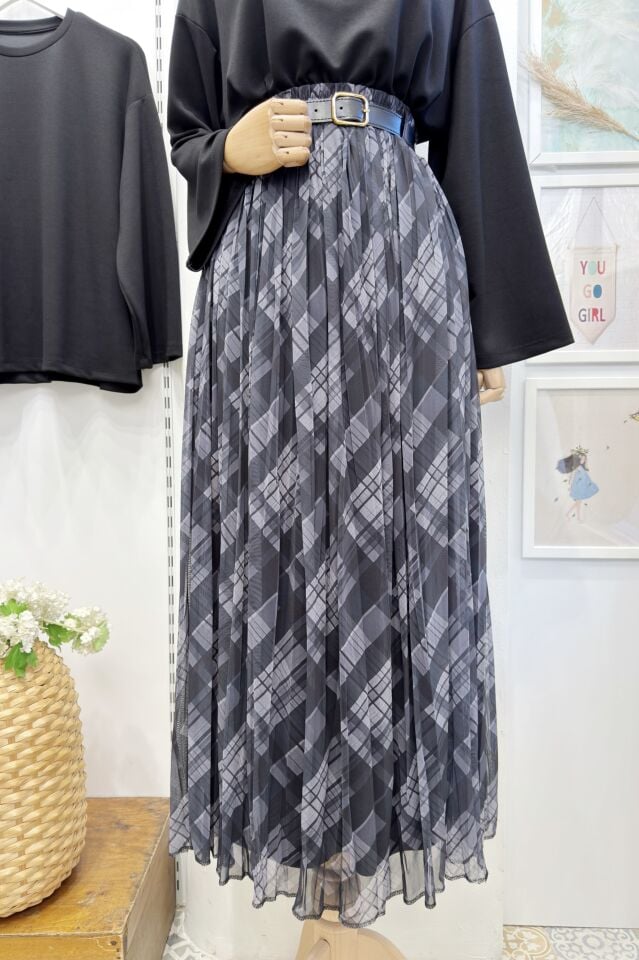 Siyah Ekose Desenli Maria Tül Etek