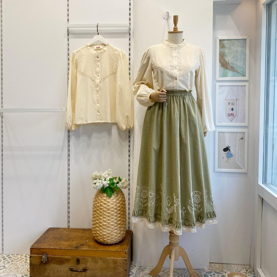 Ucu Nakışlı Çağla Yeşili Paper Touch Etek