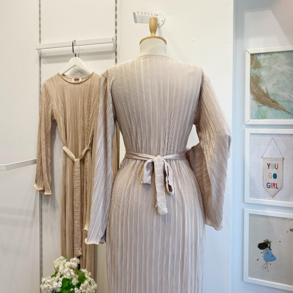 Bej Piliseli Kalem Elbise