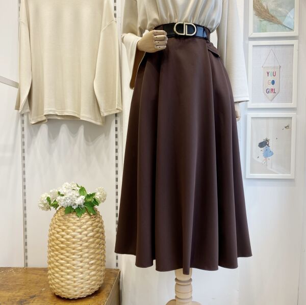 Kemer Detaylı Kahverengi Crep Etek