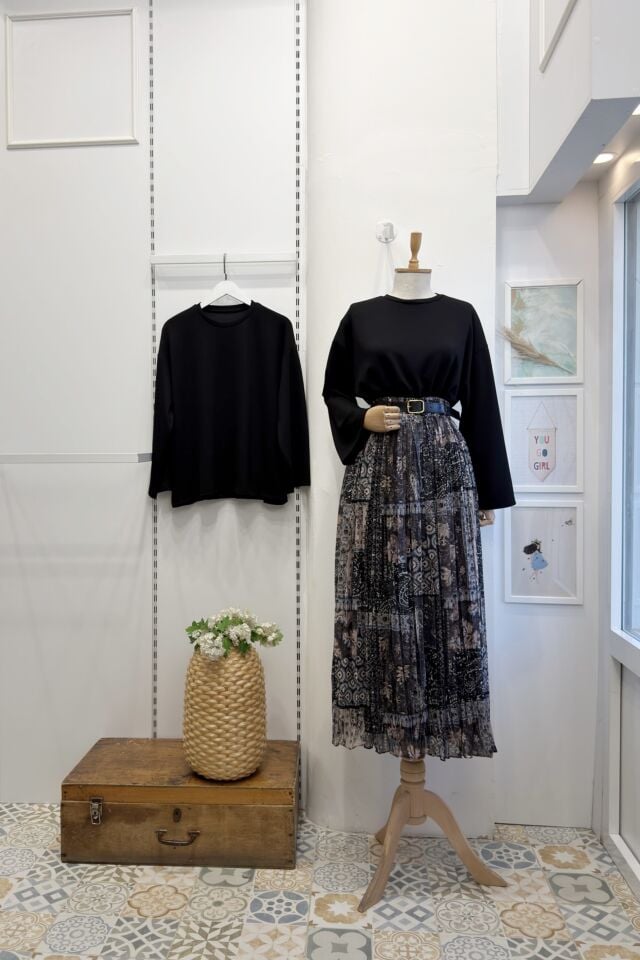 Siyah Patchwork Desenli Şifon Etek