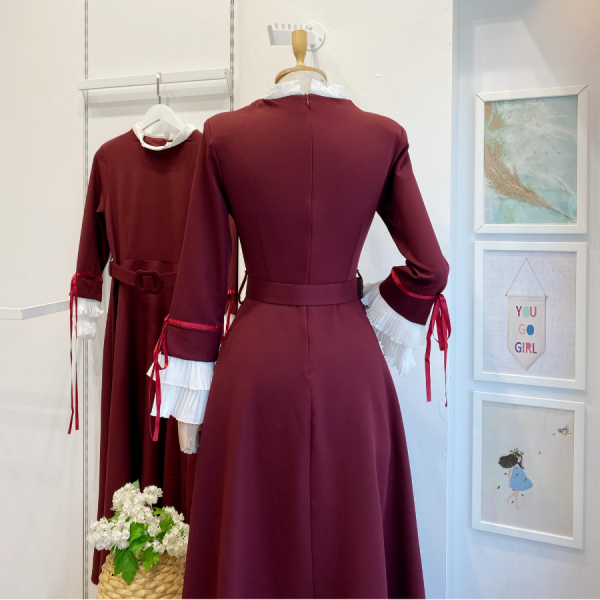 Bordo Kol Detaylı Matmazel Elbise