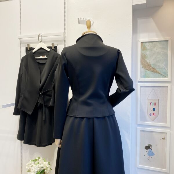 Siyah Scuba Kumaş Anvelop Ceketli Takım