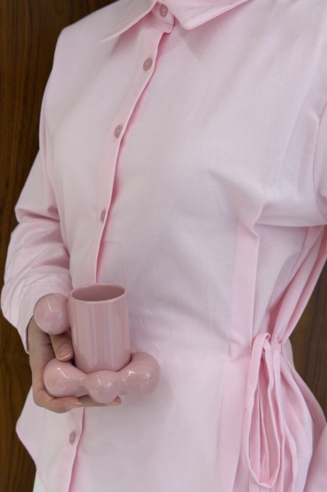 Pembe Yanı Bağcık Detaylı Poplin Gömlek