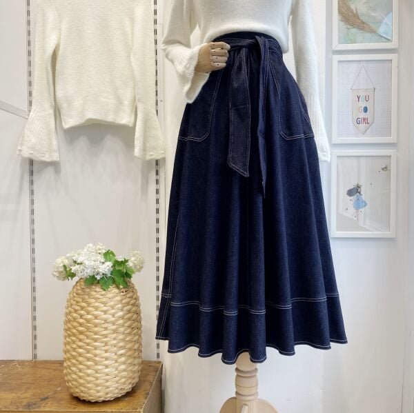 Lacivert Kuşak Detaylı Kot Etek