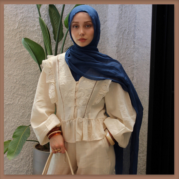 Faya Girls x Krem İşlemeli Esquer Keten Gömlek