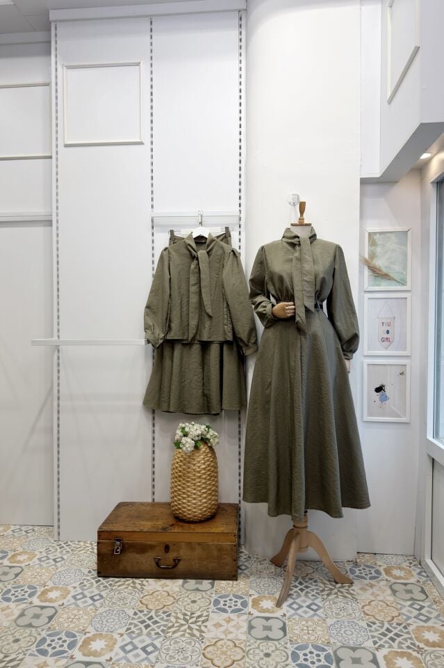 Çağla Yeşili Vogue Etekli takım