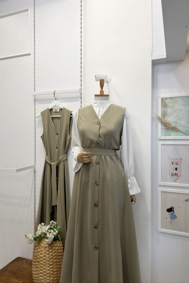 Çağla Yeşili Önü Düğmeli Double Crep Jile