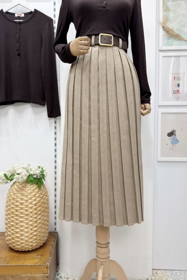 Kemer Detaylı Bej Fallow Pileli Etek