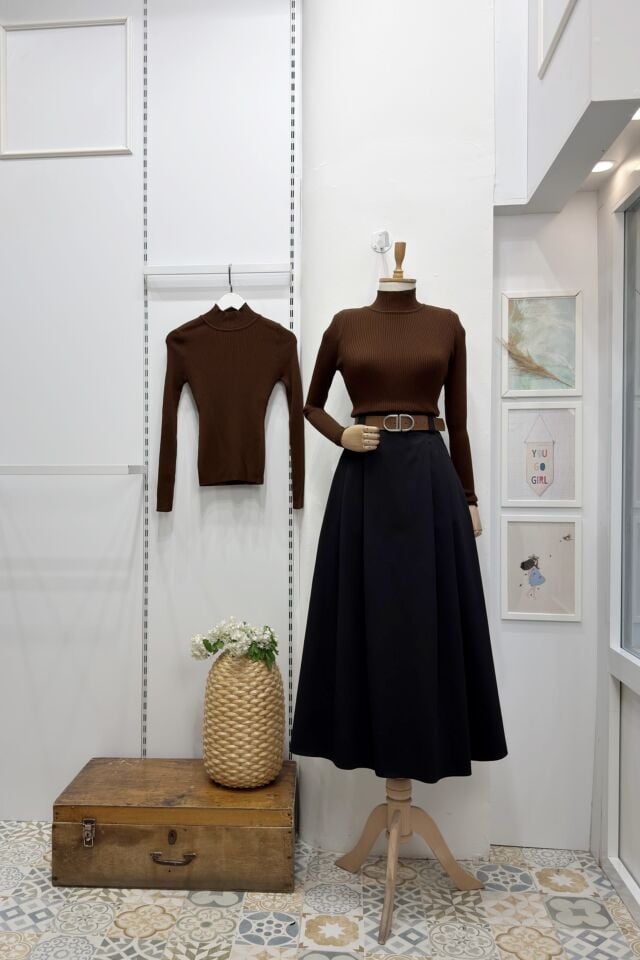 Siyah Deri Kemerli Verdant Gabardin Etek