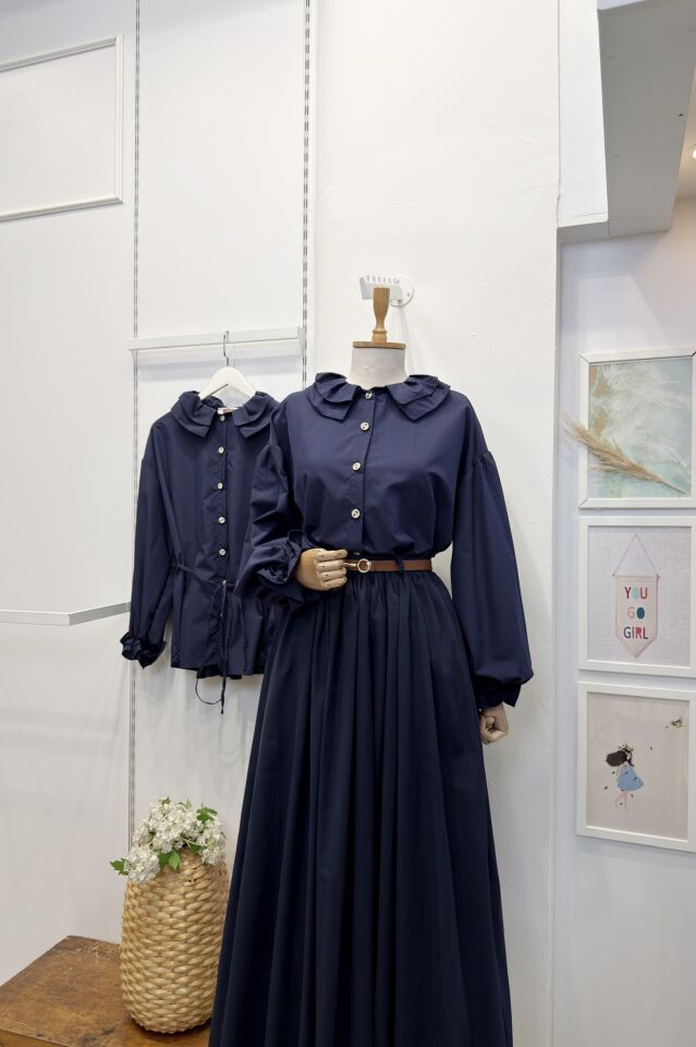 İnci Düğmeli Yakası Fırfırlı Lacivert Tunik