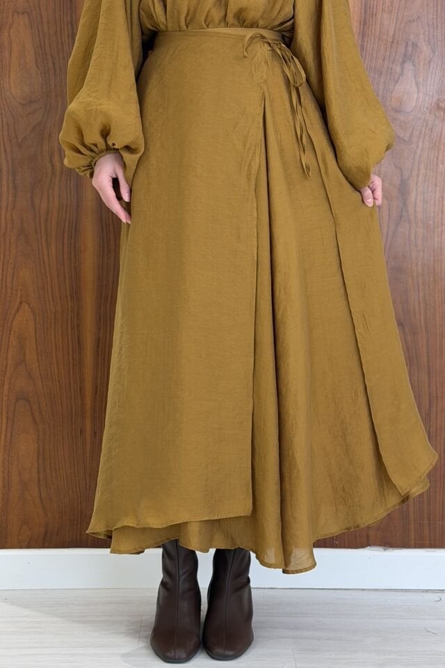 Dalgalı Şifon Kumaş Hardal Balon Kol Takım