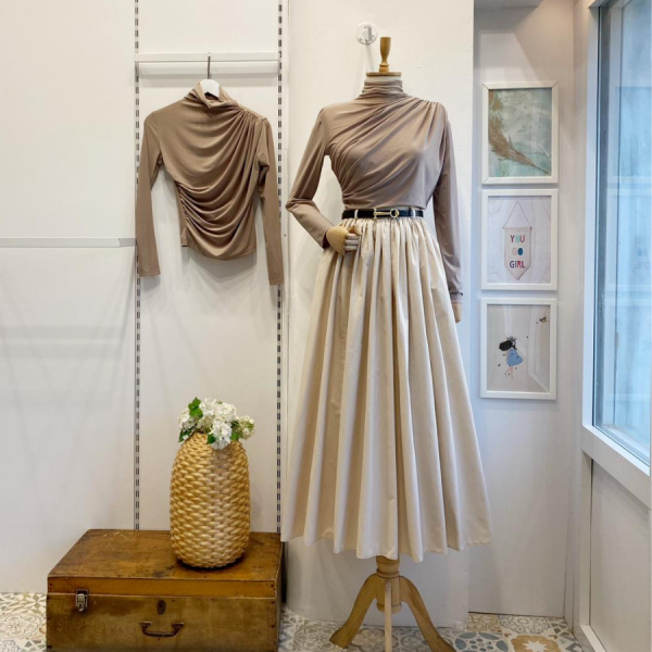 Krem Kemerli Sık Pileli Etek