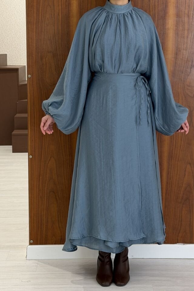 Dalgalı Şifon Kumaş Soğuk Mavi Balon Kol Takım