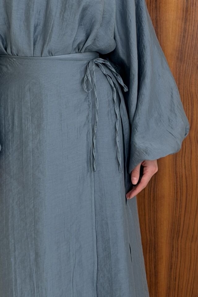 Dalgalı Şifon Kumaş Soğuk Mavi Balon Kol Takım