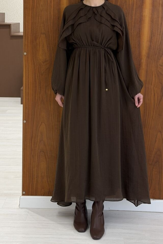 Kahverengi Arvella Şifon Volanlı Elbise