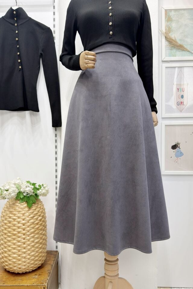 Gri Kloş Model Süet Etek