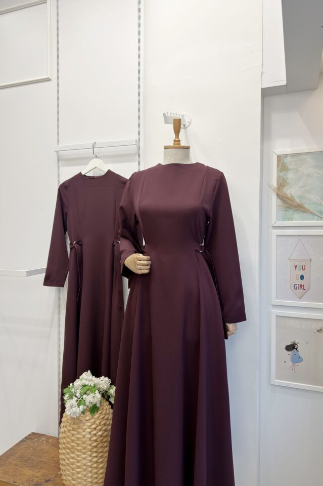 Mürdüm Beli Toka Detaylı Bruna Elbise