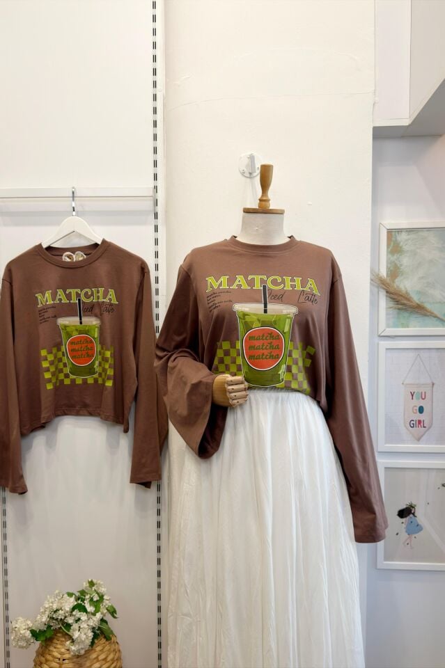 Matcha Baskılı Kahverengi Oversize Bluz