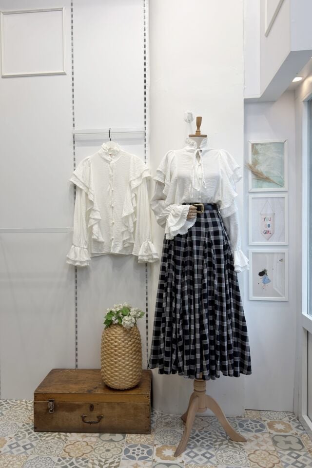 Airobin Kumaş Beyaz Lunella Gömlek