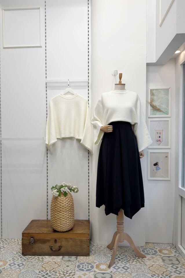 Siyah Parçalı Vesperia Etek