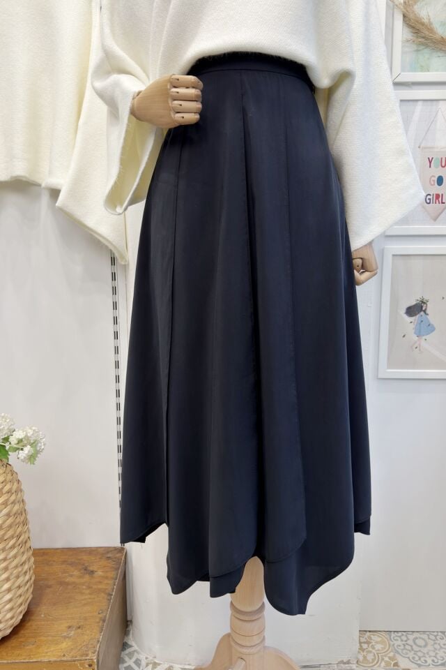 Siyah Parçalı Vesperia Etek