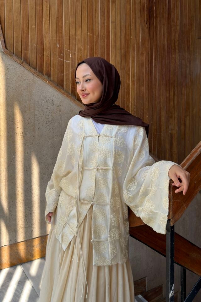 Krem Jakarlı Roselle Şifon Kimono