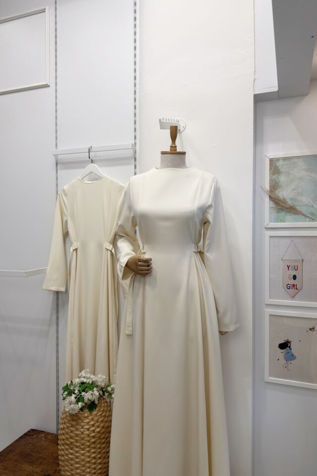 Krem Beli Toka Detaylı Bruna Elbise