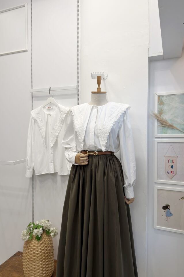 Beyaz Fisto Detaylı Şal Yaka Gömlek