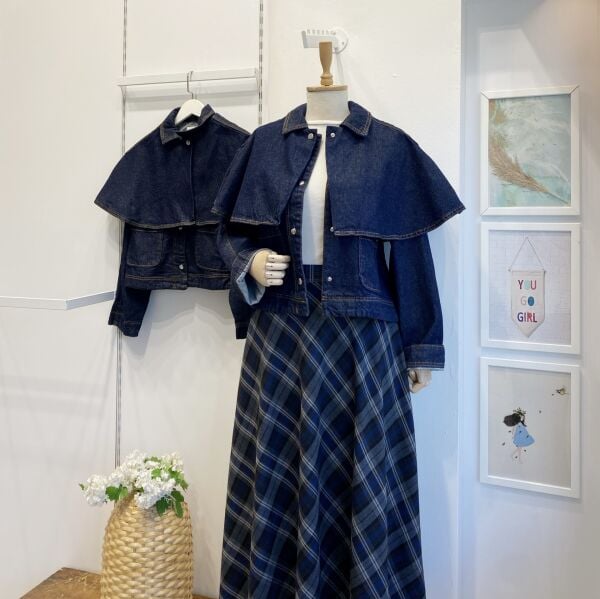 Pelerin Detaylı Kot Ceket