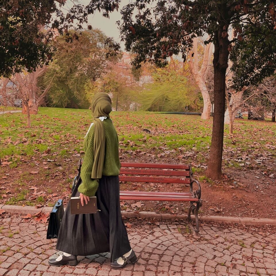 Faya Girls x Yeşil Nuageux Kazak