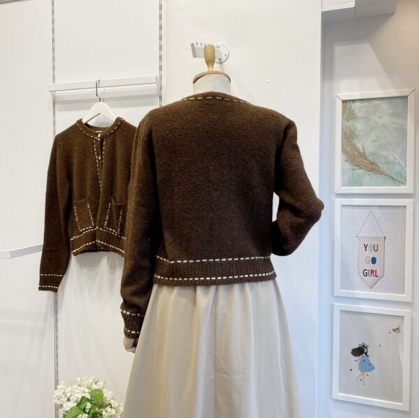 Kahverengi Ribana Çizgili Hırka