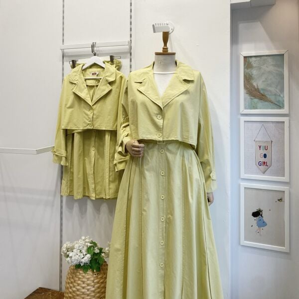 Açık Yeşil Kısa Trenç Ceketli Gabardin Takım