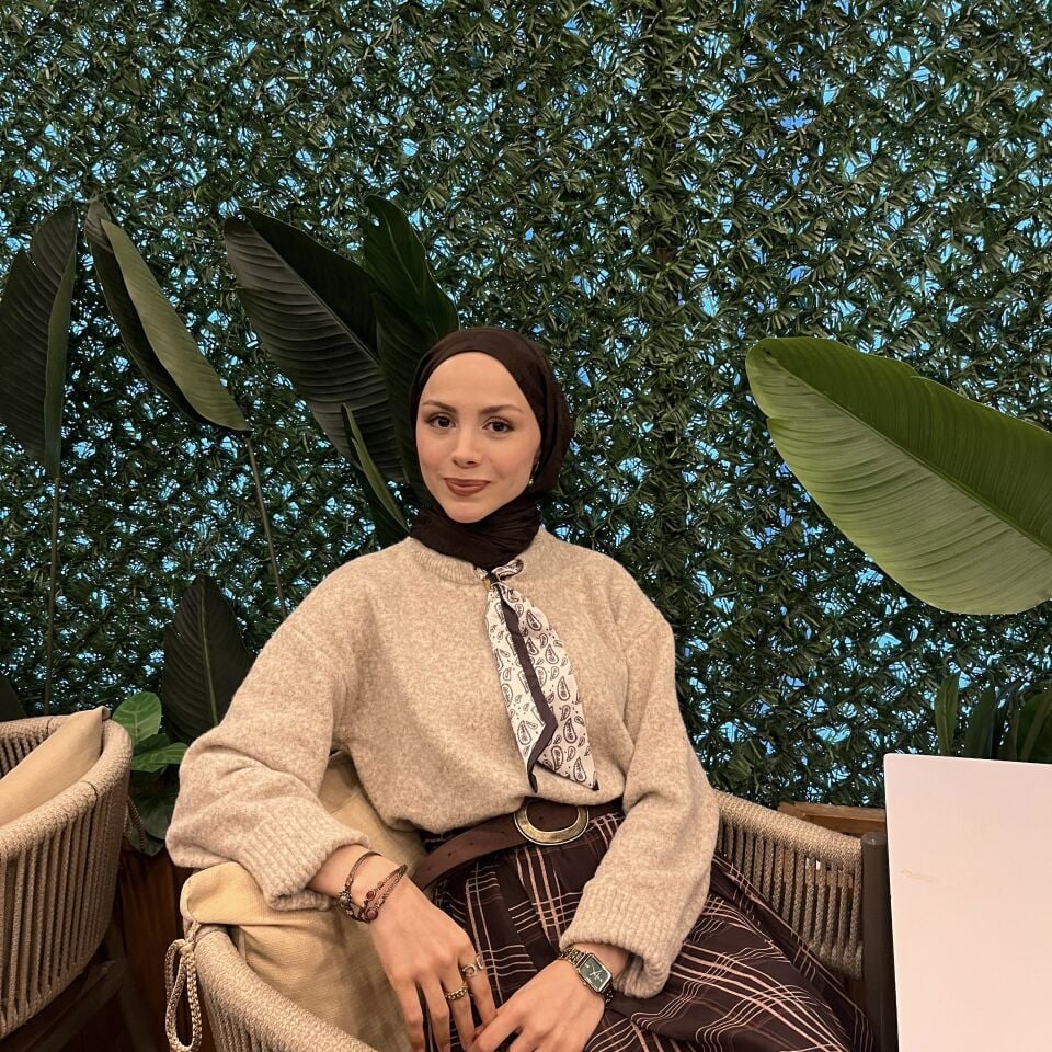 Faya Girls x Krem Fular Detaylı Kazak