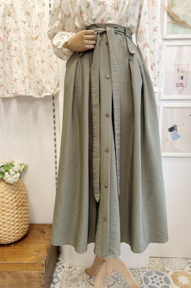 Çağla Yeşili Önü Düğmeli Zirel Etek