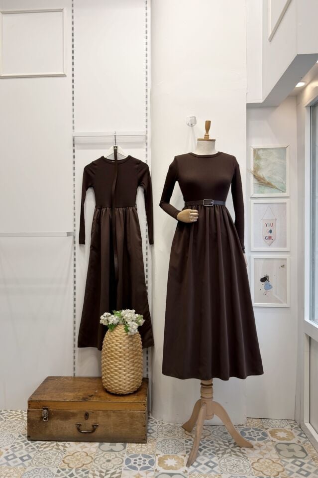 Kahverengi Triko Detaylı Sorella Elbise