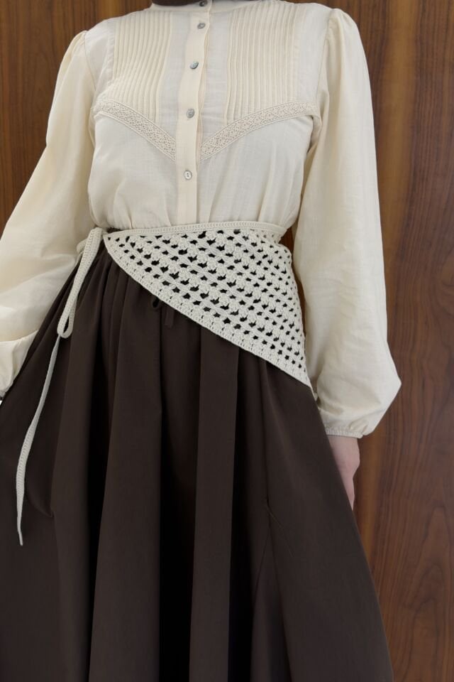 Krem Tığ İşi Örme Bel Aksesuarı