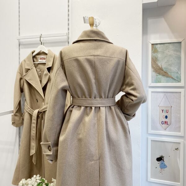 Camel Kuşaklı Kaşe Kaban